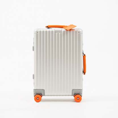 Silver Classic Cabin