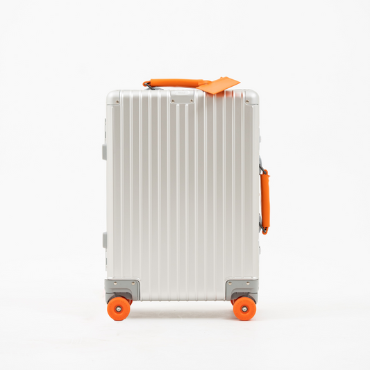 Silver Classic Cabin