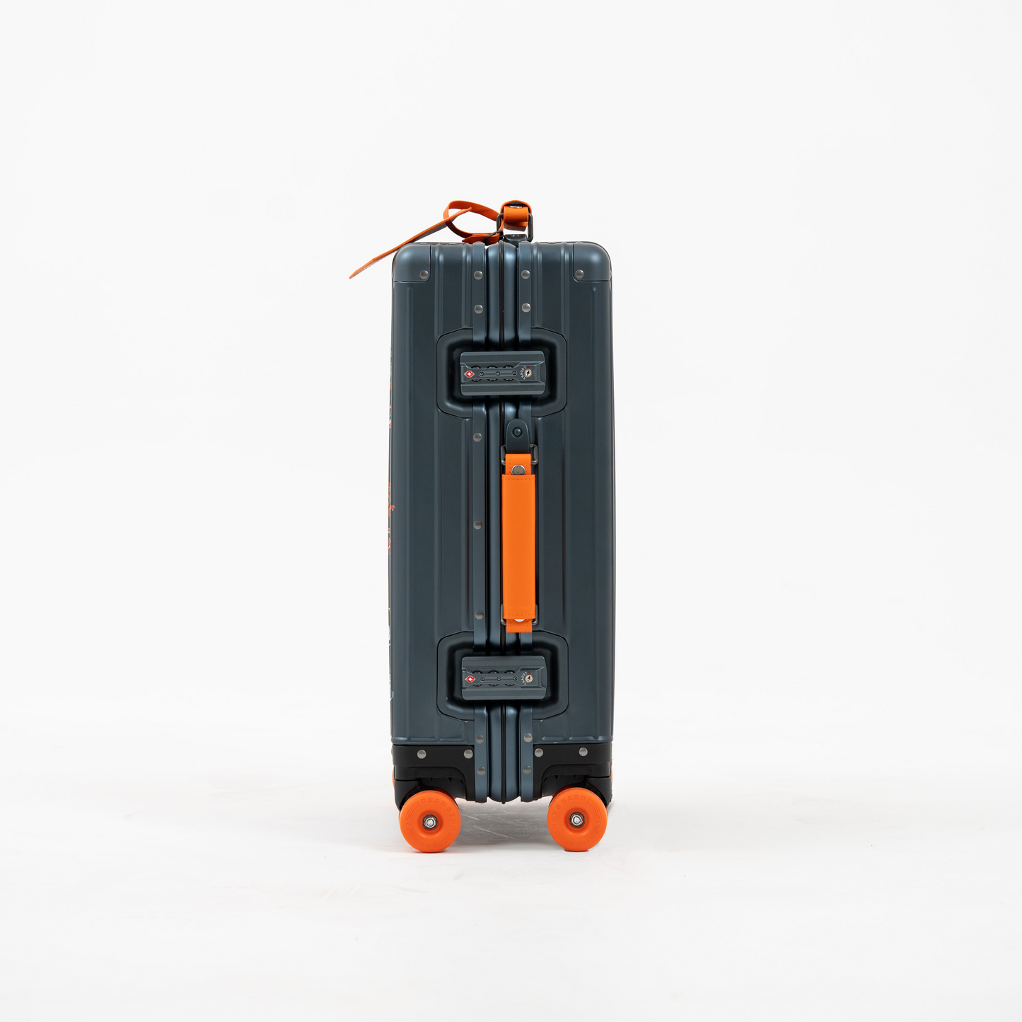 Nevy Blue Classic Cabin